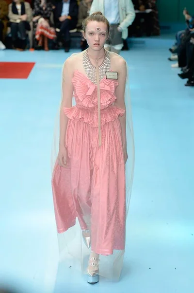Look 90